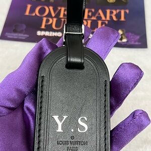 Louis Vuitton Black Leather Tag with Silver Initials